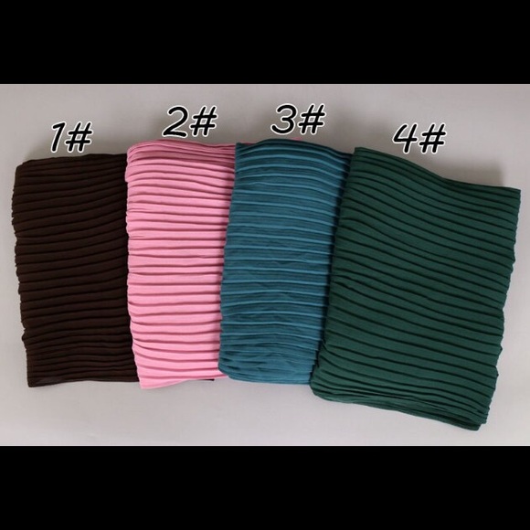 Scarf - Picture 8 of 8